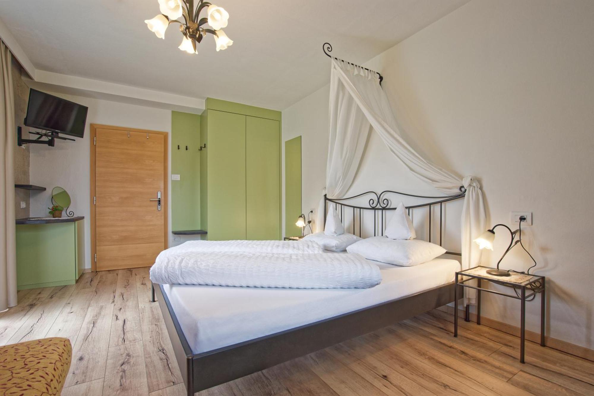Bergchalet Hotel Reinerhof Ріва-ді-Турес Екстер'єр фото